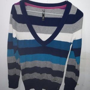 Deep V-neck jumper S